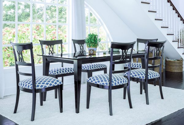 Emma dining table set