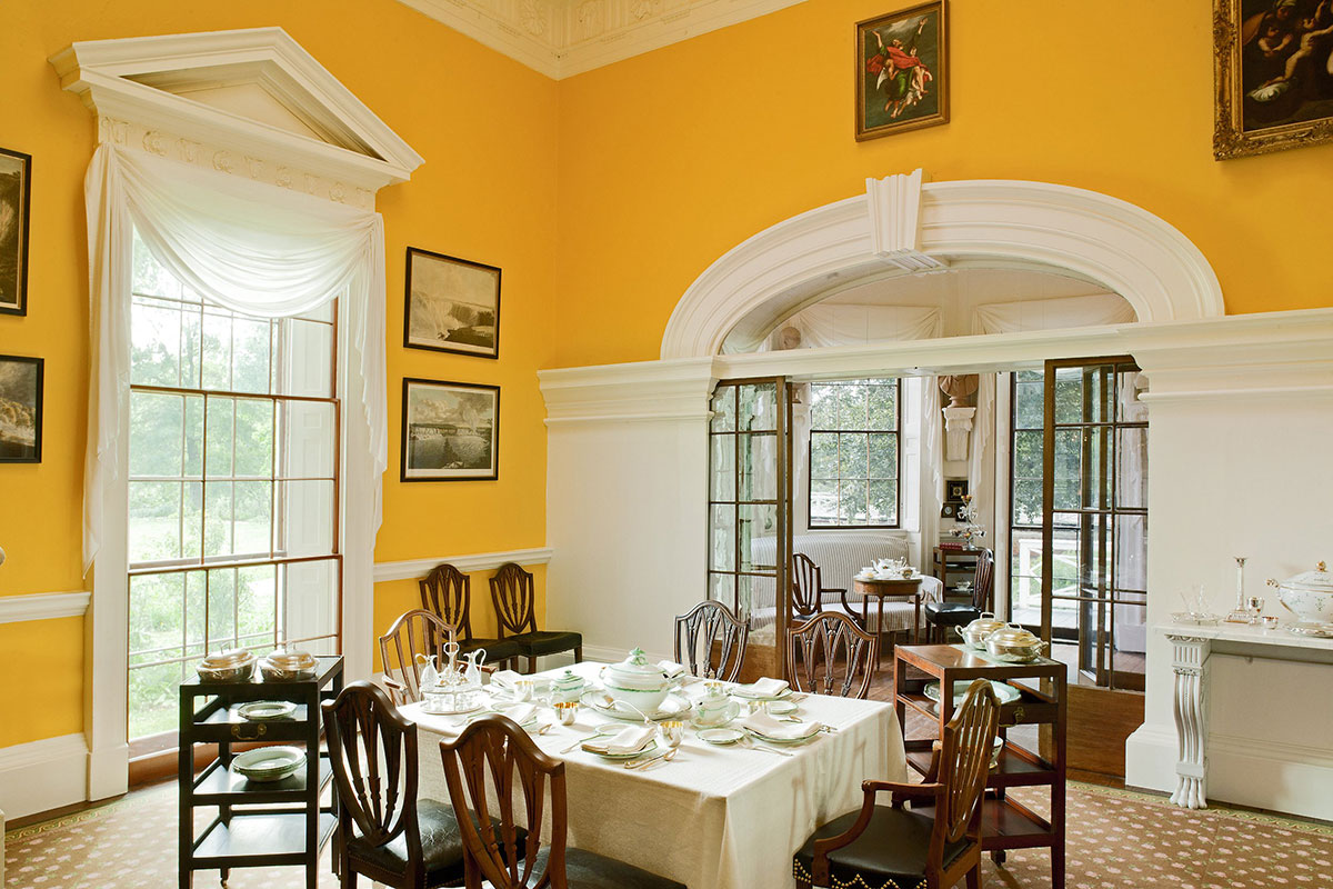 dining room at Monticello